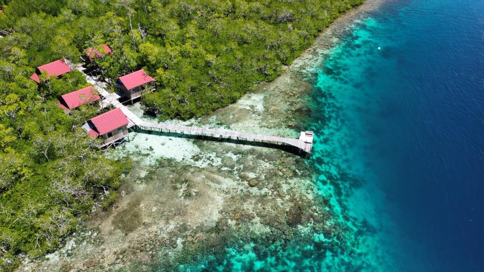 BesirRaja Ampat Blue Sea别墅 外观 照片