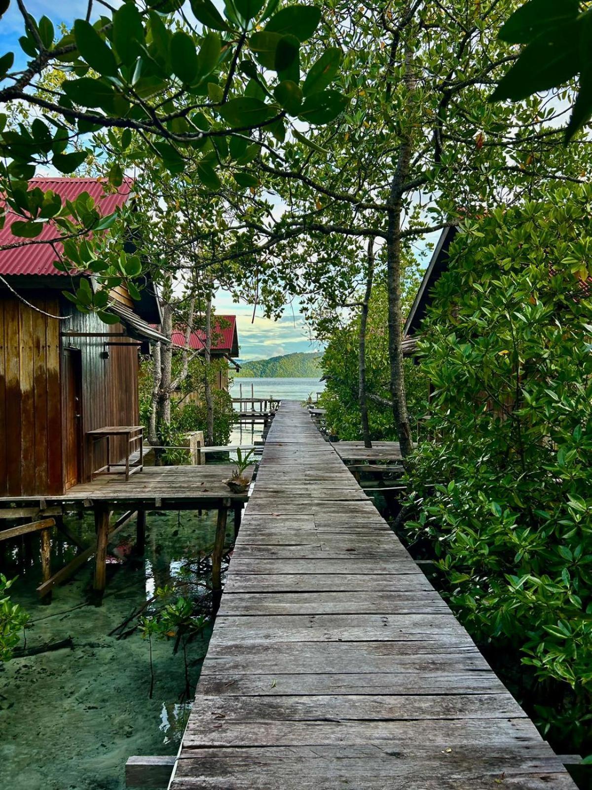 BesirRaja Ampat Blue Sea别墅 外观 照片